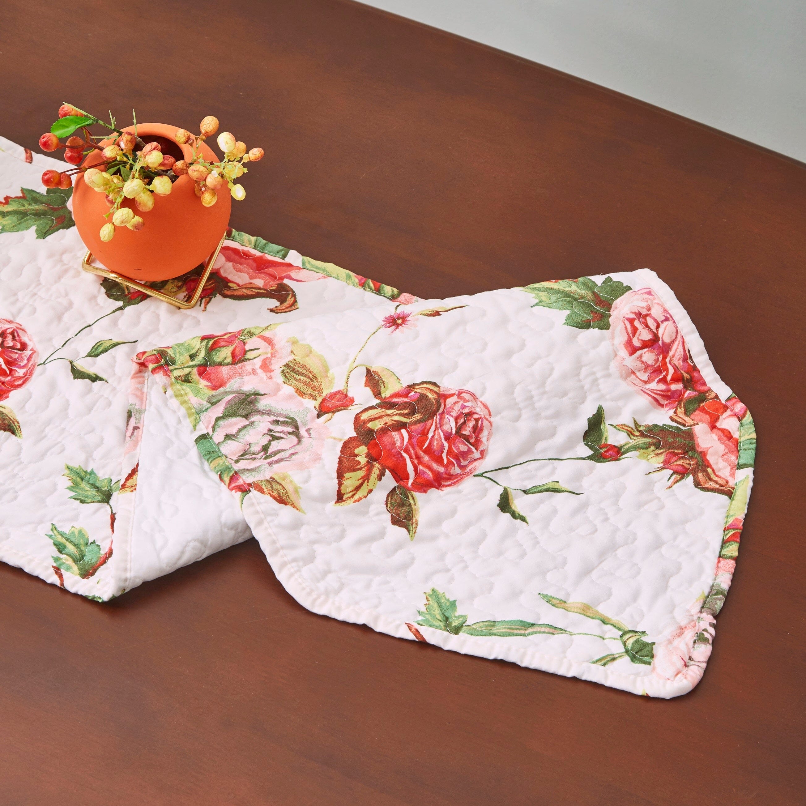 Romantic Roses Pink White Lovely Floral Quilted Dining Table Runner (879)