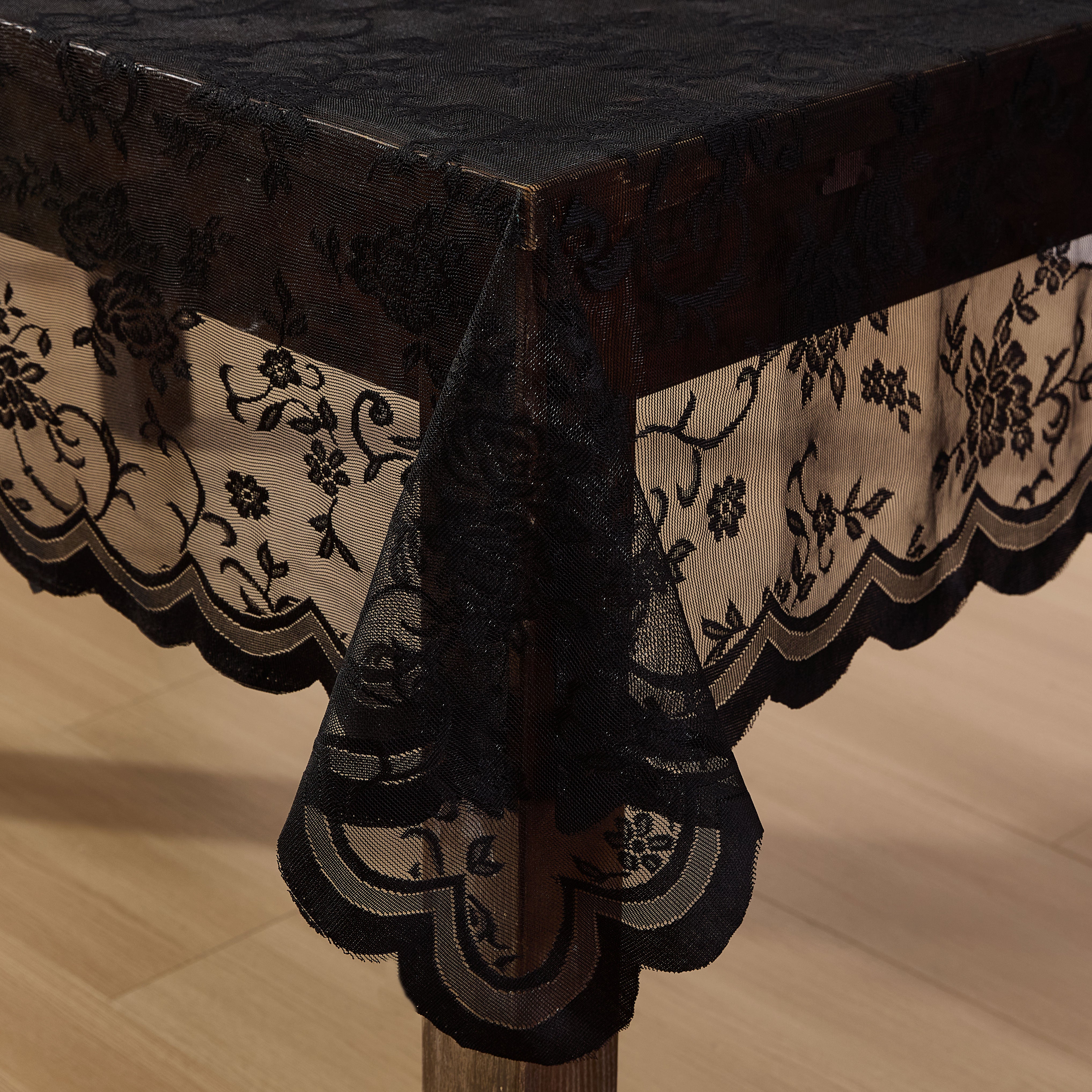 Harper Floral Lace Fabric Scalloped Tablecloth