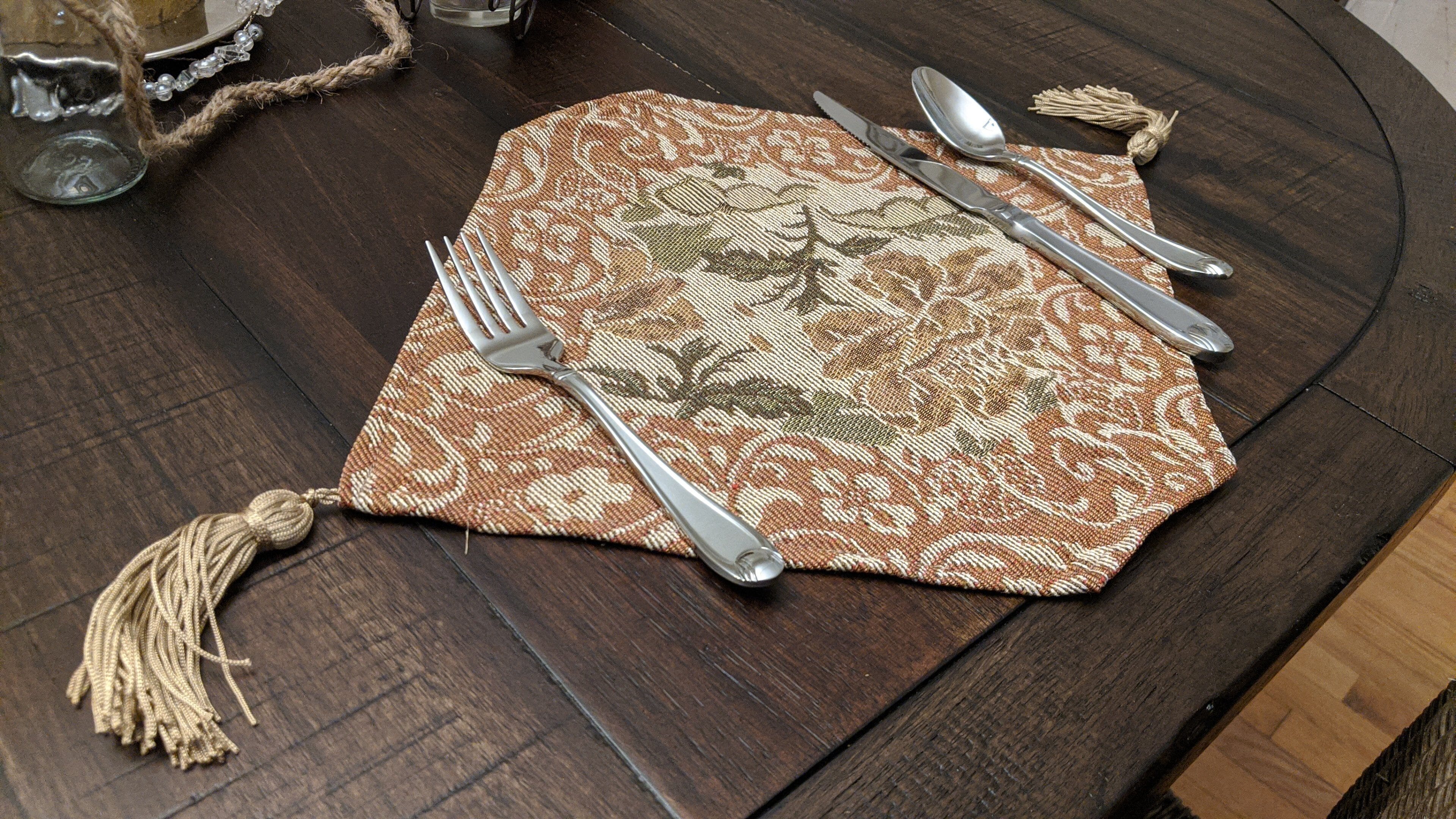 Set of 4-Pieces Nature Garden Floral Roses Tapestry Table Dining Cloth Runner Set - 13" x 17" (10072)