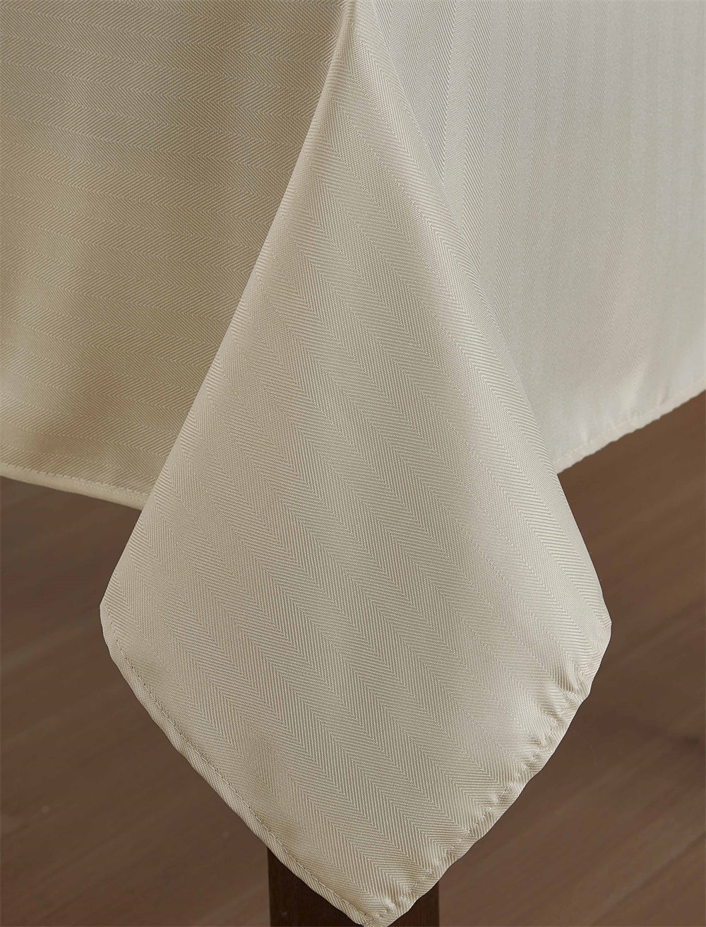 Lincoln Striped Tablecloth