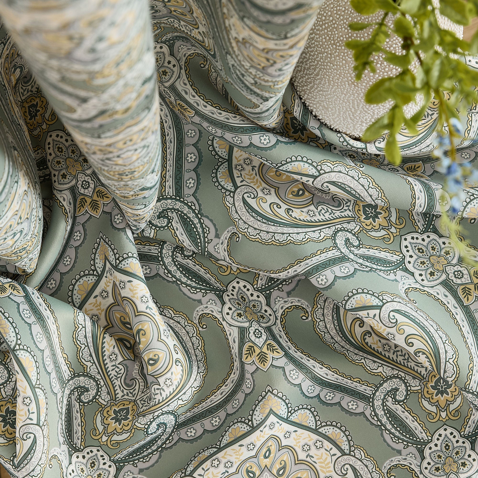 Messina Paisley Damask Back Tab Rod Pocket Window Curtains - Pair