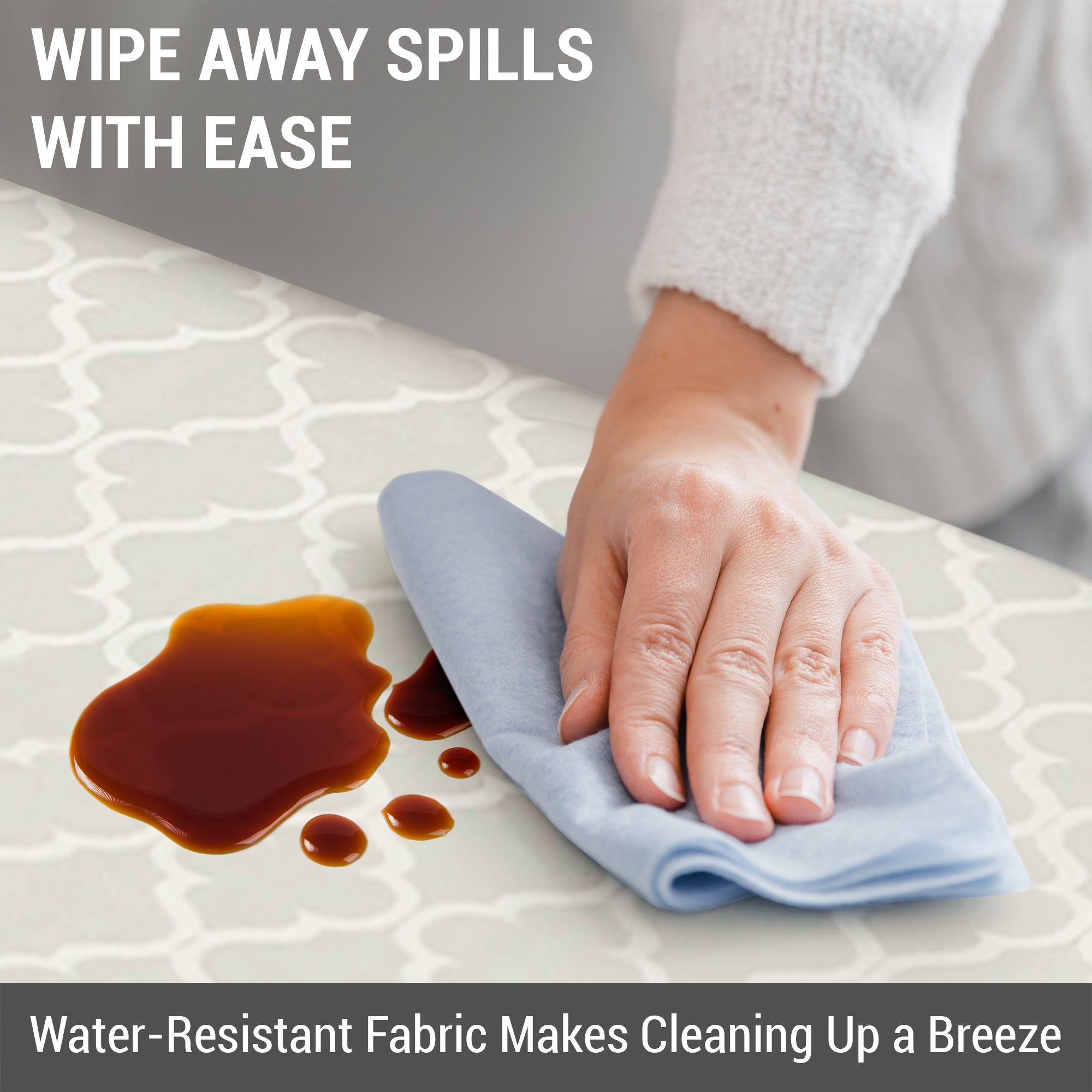 Modena Lattice Tablecloth