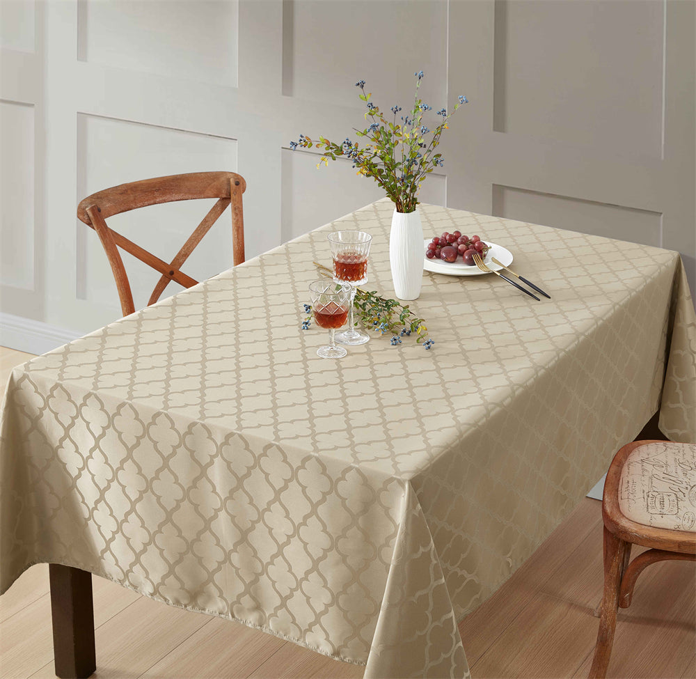 Modena Lattice Tablecloth