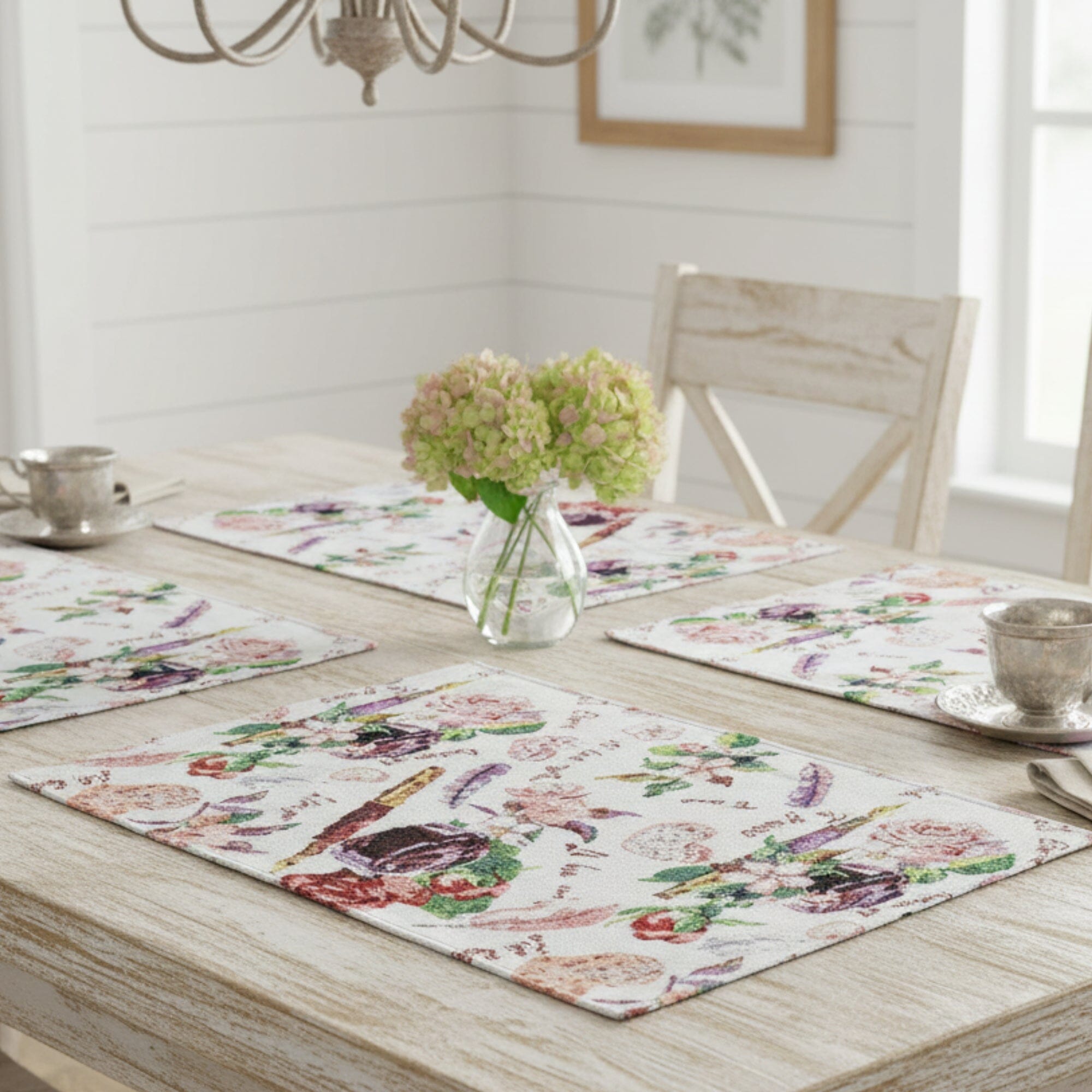 Set of 4-Pieces Sweet Love Notes Pink Floral Tapestry Dining Table Placemats 13" x 19"