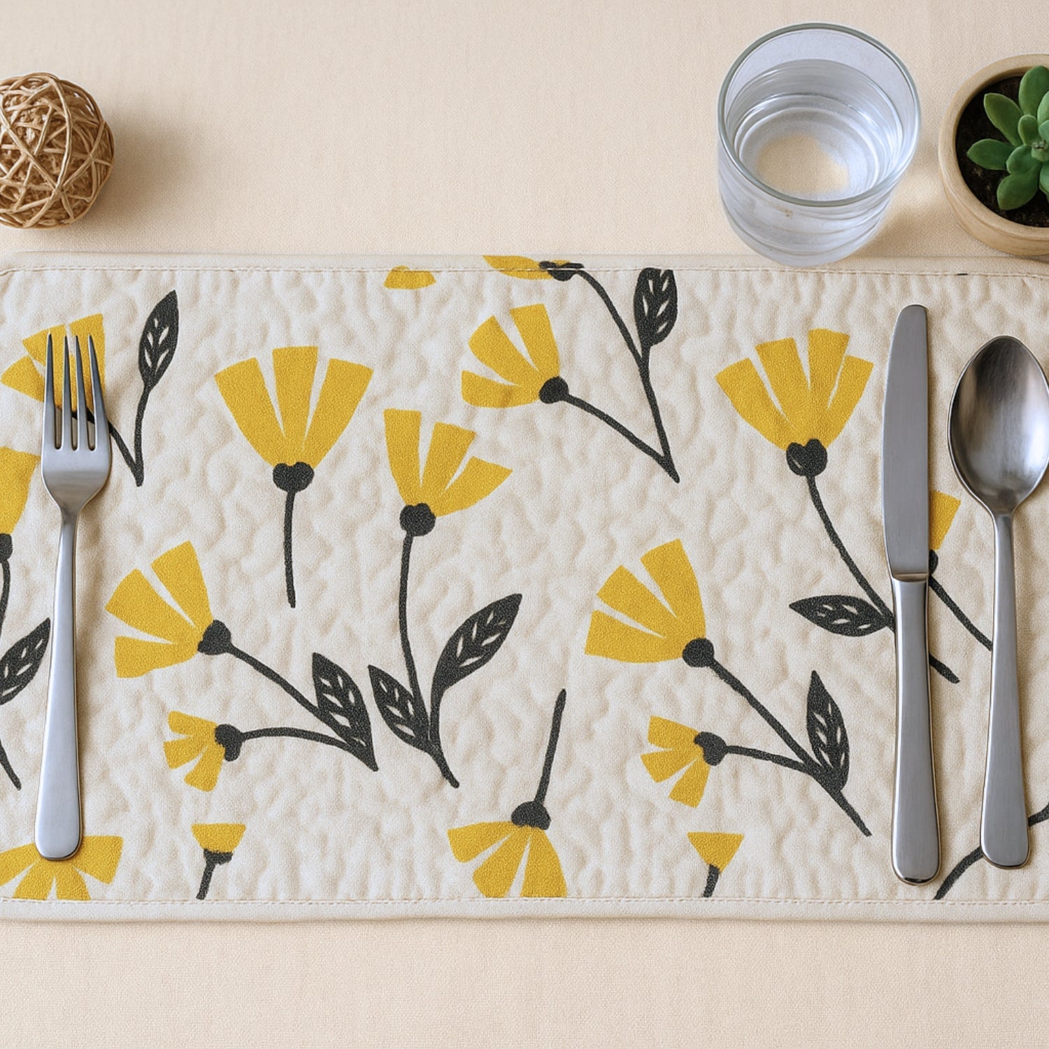 Botanical Floral Dining Table Placemats - Set of 4-Pieces Quilted Ivory with Yellow Fleur Golden Orange Spring Time Tulips - 13 x 19