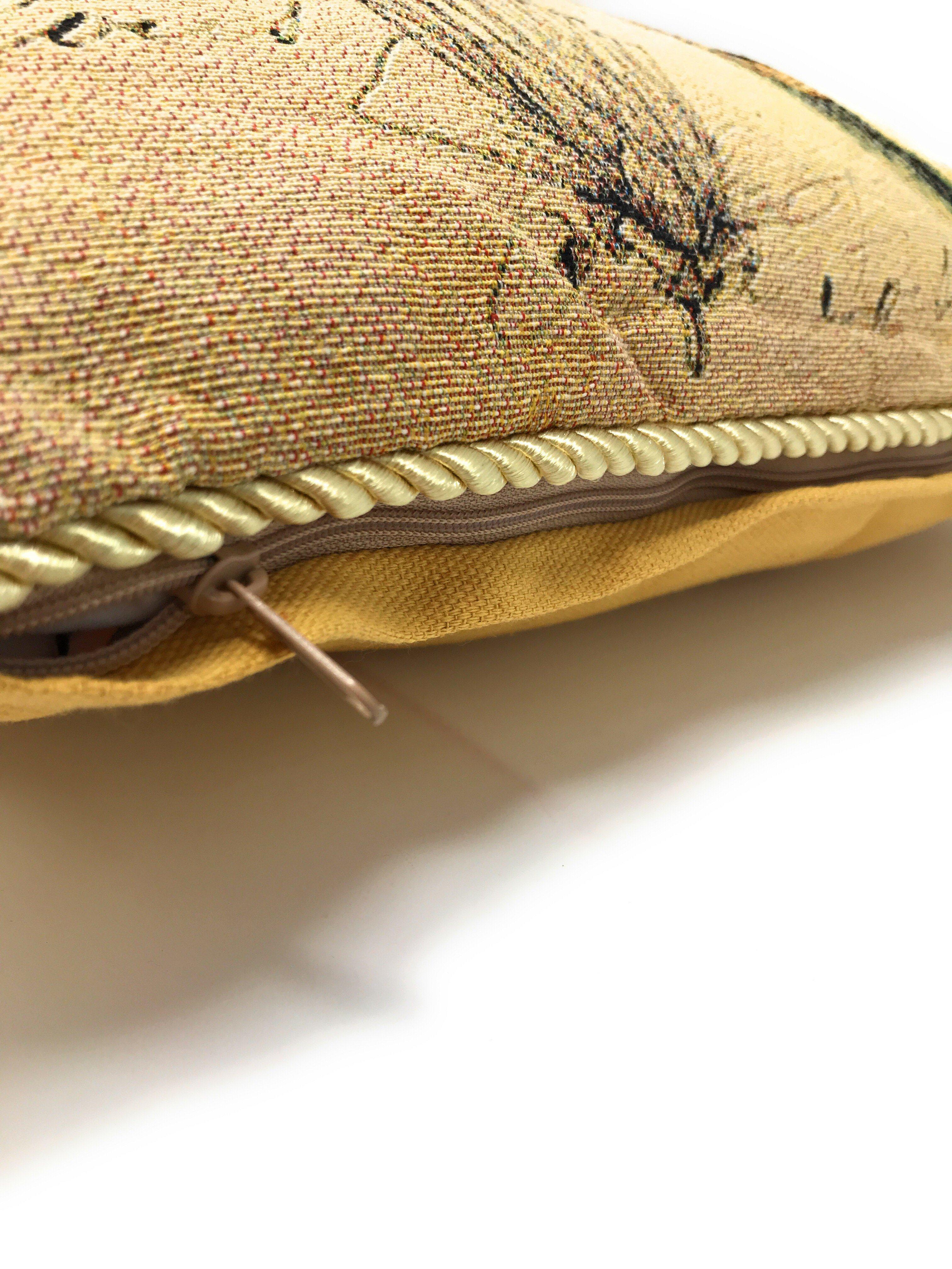 Dragonfly Dreams Elegant Insect Bug Throw Pillow Cushion Cover - 1-Piece - 18"