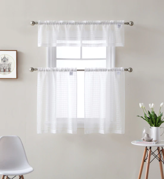 Finding The Right Valance for your Home