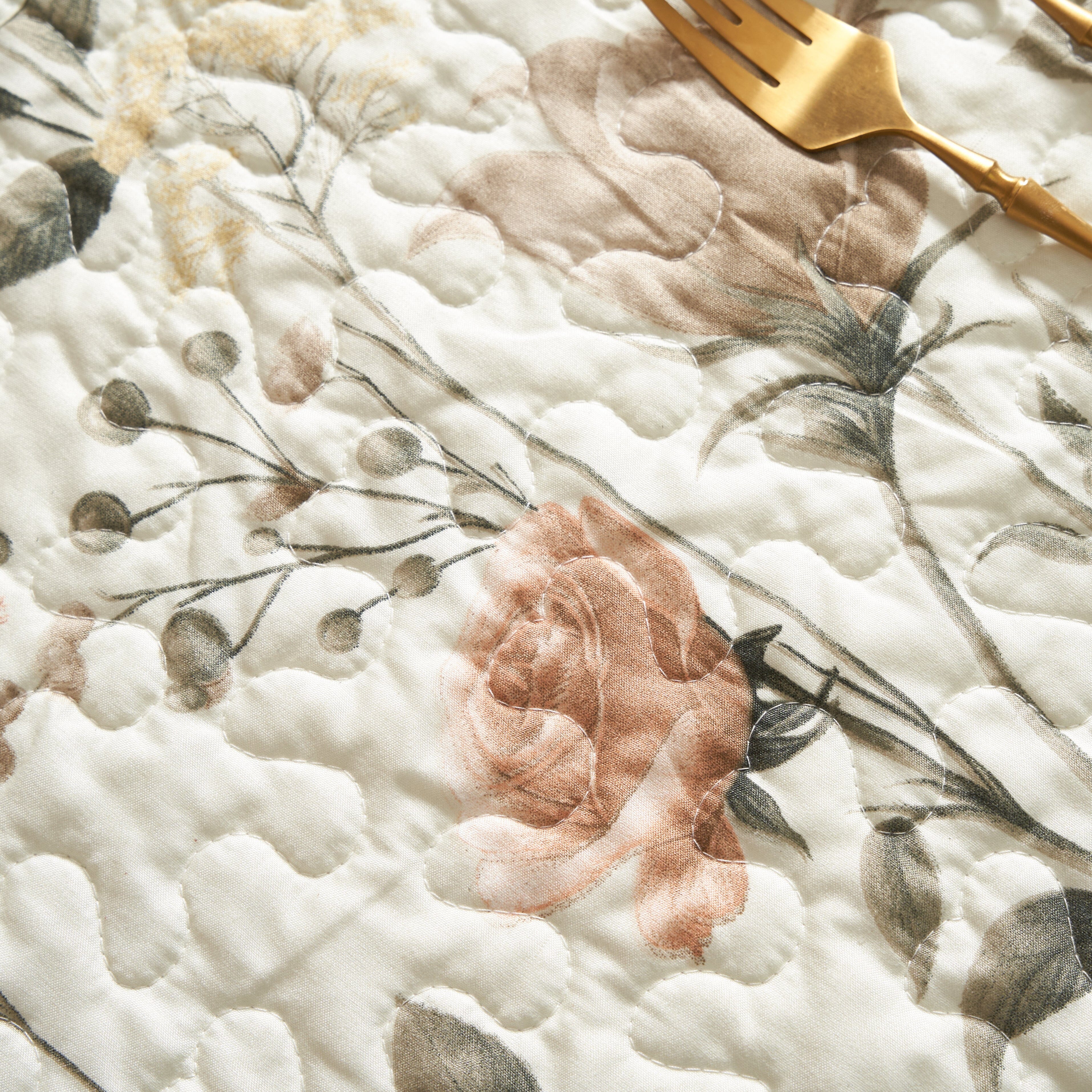 Enchanted Meadow Placemats - Set of 4, Floral Elegance in Beige, Rose, and Soft Green, Premium Soft Microfiber, Perfect for Any Meal, 13x19 Inches