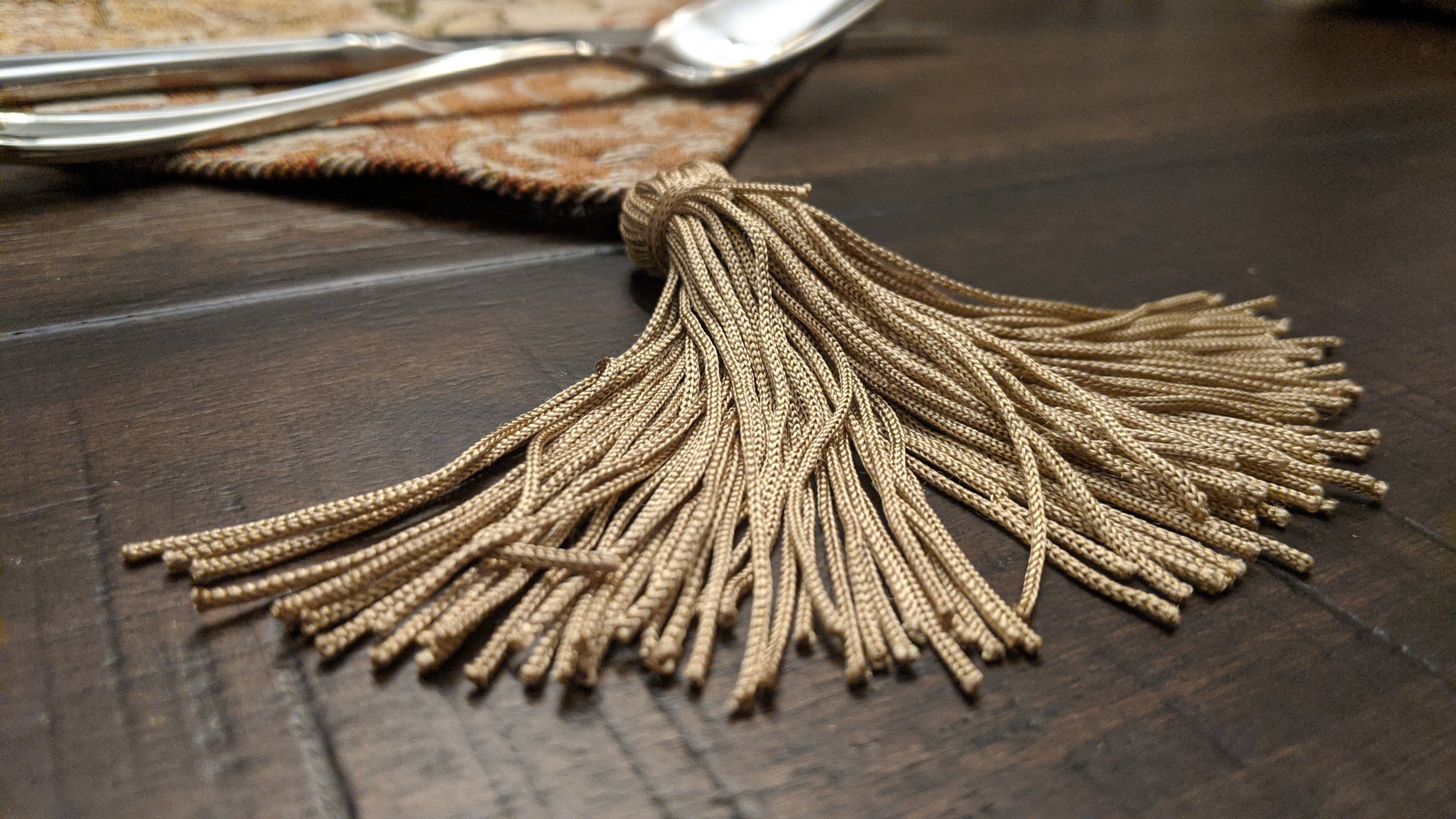 Set of 4-Pieces Nature Garden Floral Roses Tapestry Table Dining Cloth Runner Set - 13" x 17" (10072)