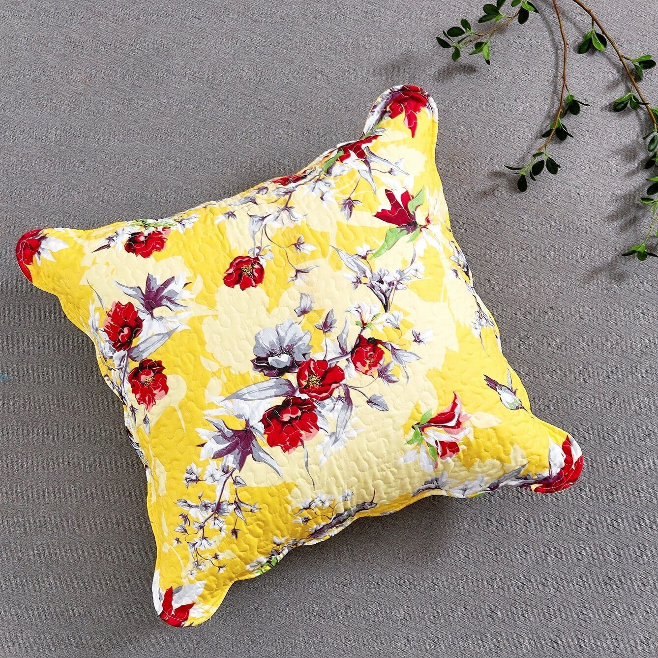 Sunshine Yellow Hummingbirds Floral Scalloped Euro Pillow Sham Cover, 26" x 26" (JHW925)