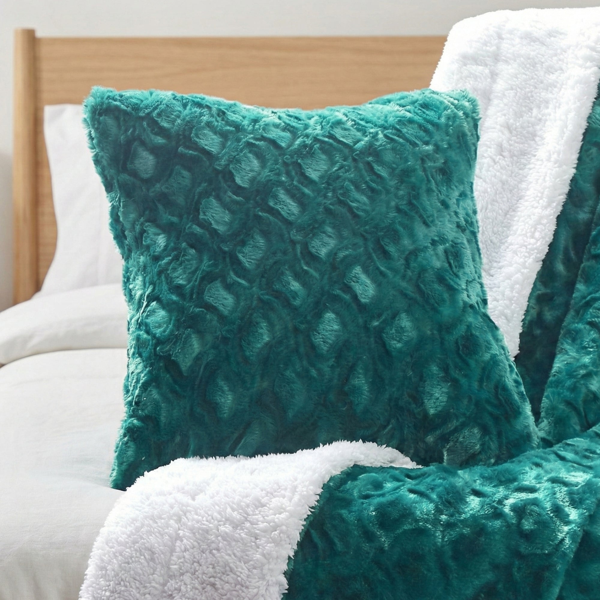 Jewel Tones Emerald Green Blue Luxury Faux Fur Throw Pillow Cover (171805)
